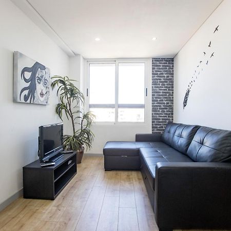 1Br Flat In Trindade W/ Ac By Metro Station Apartment Porto Bagian luar foto