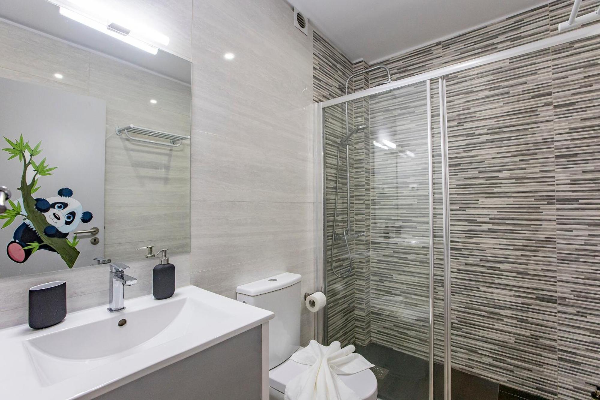 1Br Flat In Trindade W/ Ac By Metro Station Apartment Porto Bagian luar foto